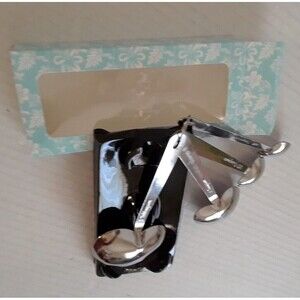 A Pinch of Joy 4 Heart Shaped Measuring Spoons Set Stainless Steel New Open Box